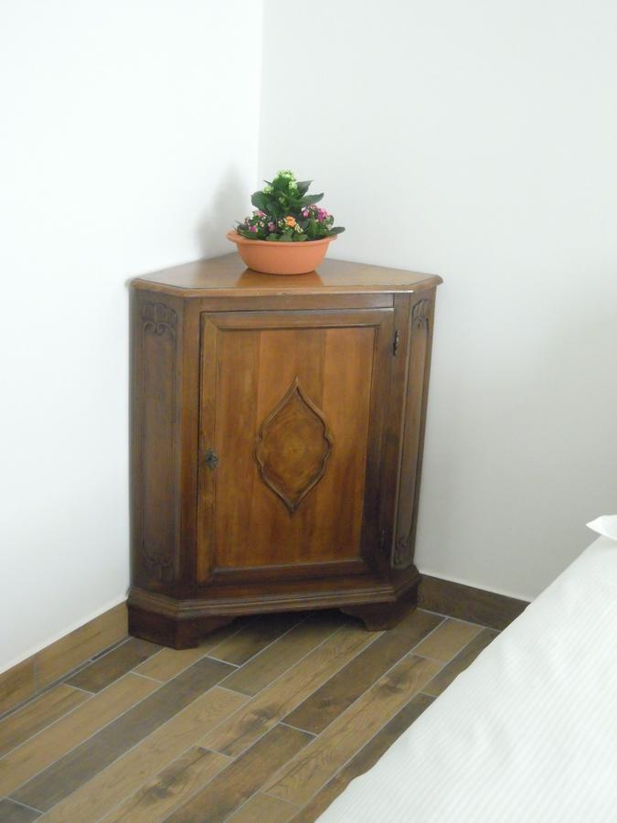 La Nostra Casa In Centro Hotel Lecco Luaran gambar